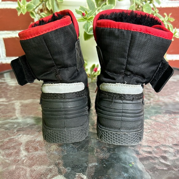 Ice fields | waterproof black winter boots | size 6 - Picture 6 of 12